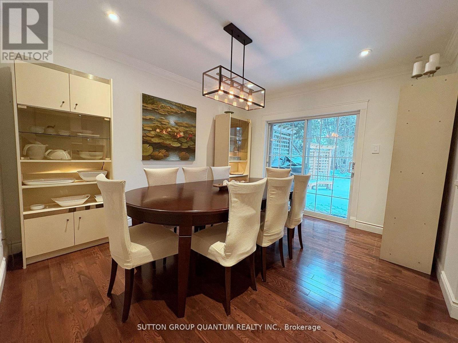 347 Pinetree Way, Mississauga, ON