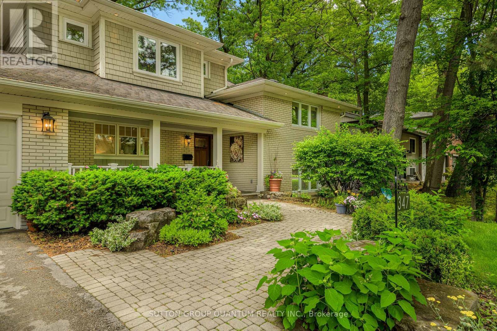 347 Pinetree Way, Mississauga, ON