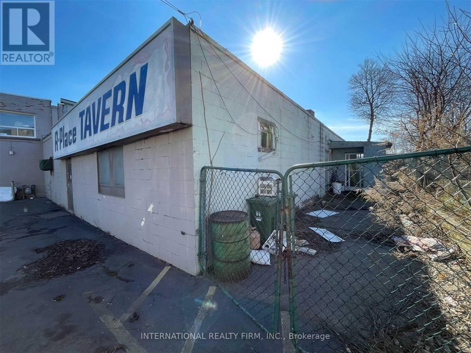 172 Beach Road, Hamilton, ON