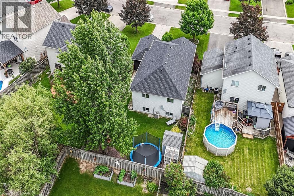 11 Stuart Street, Caledonia, ON
