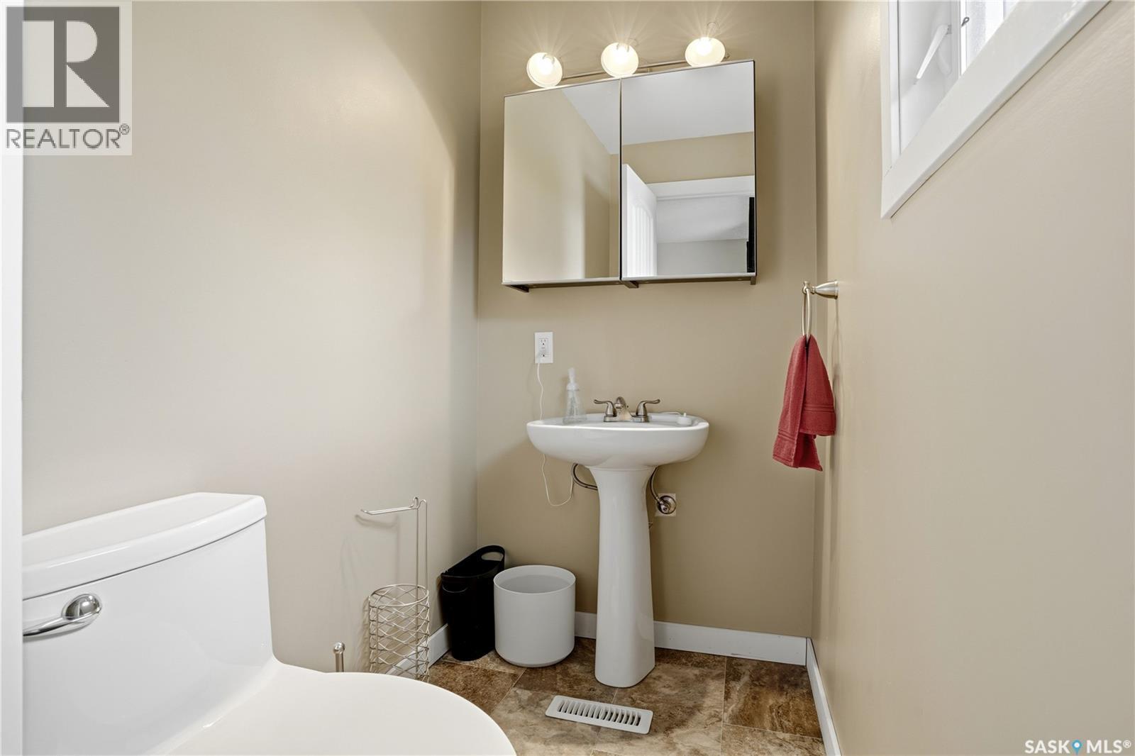 55 Kennedy Crescent, Regina, SK
