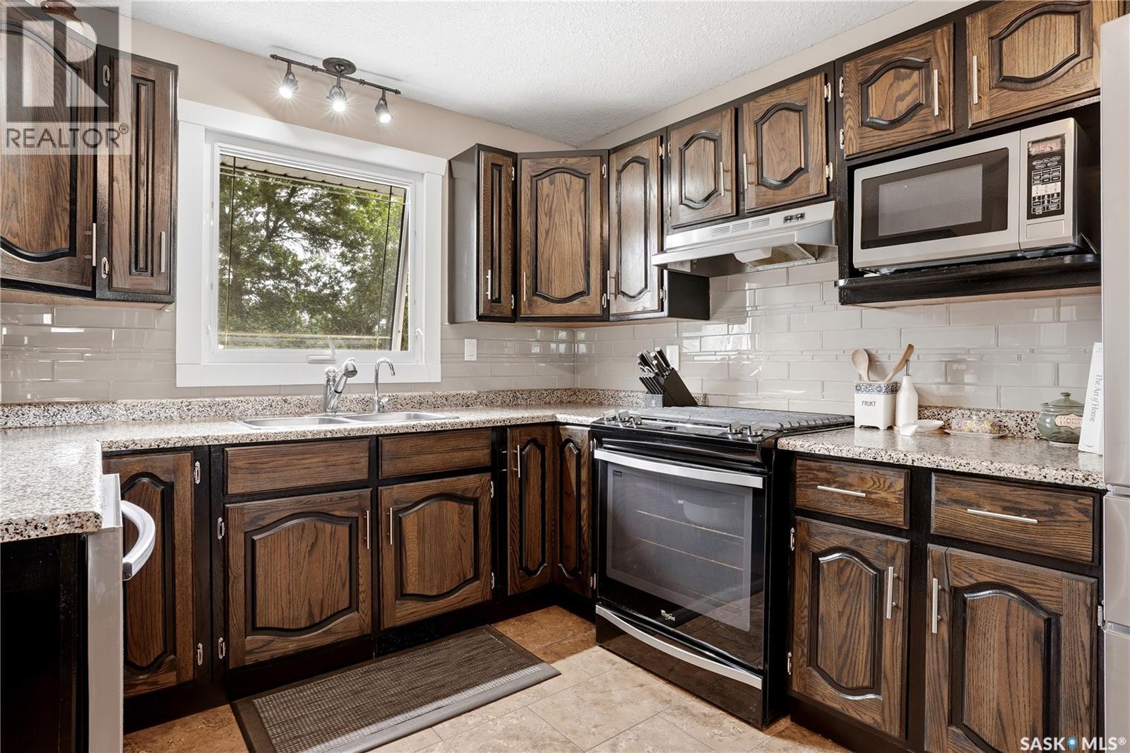 55 Kennedy Crescent, Regina, SK