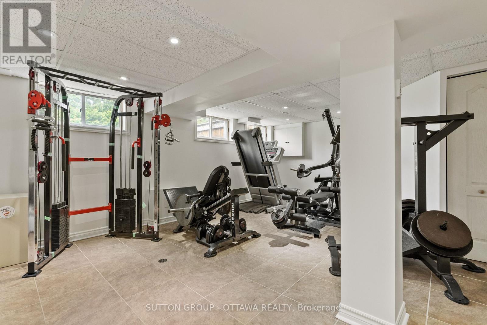 1166 Whitmore Avenue, Ottawa, ON