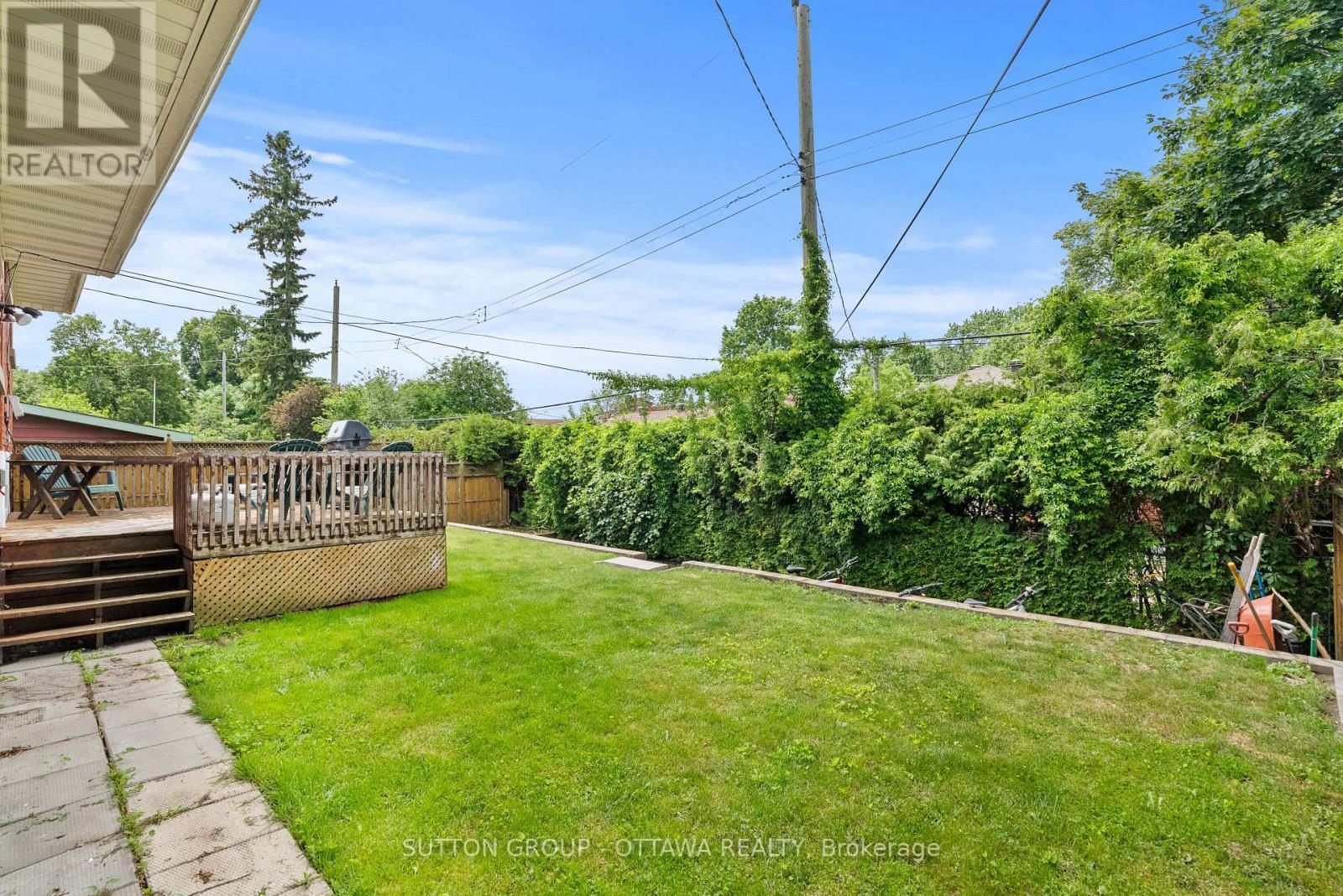 1166 Whitmore Avenue, Ottawa, ON