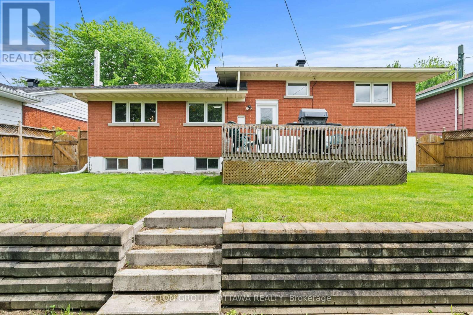 1166 Whitmore Avenue, Ottawa, ON