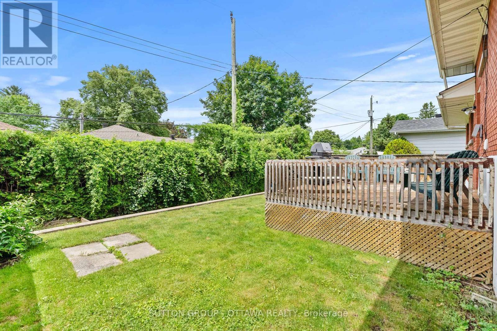 1166 Whitmore Avenue, Ottawa, ON