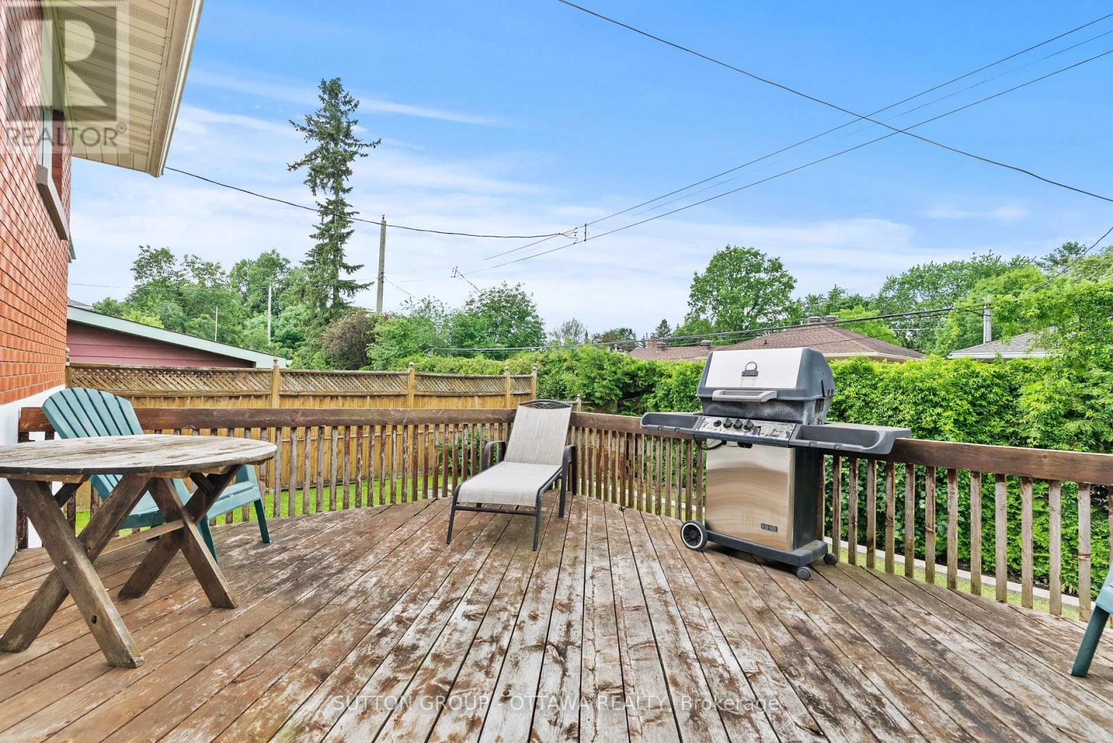 1166 Whitmore Avenue, Ottawa, ON