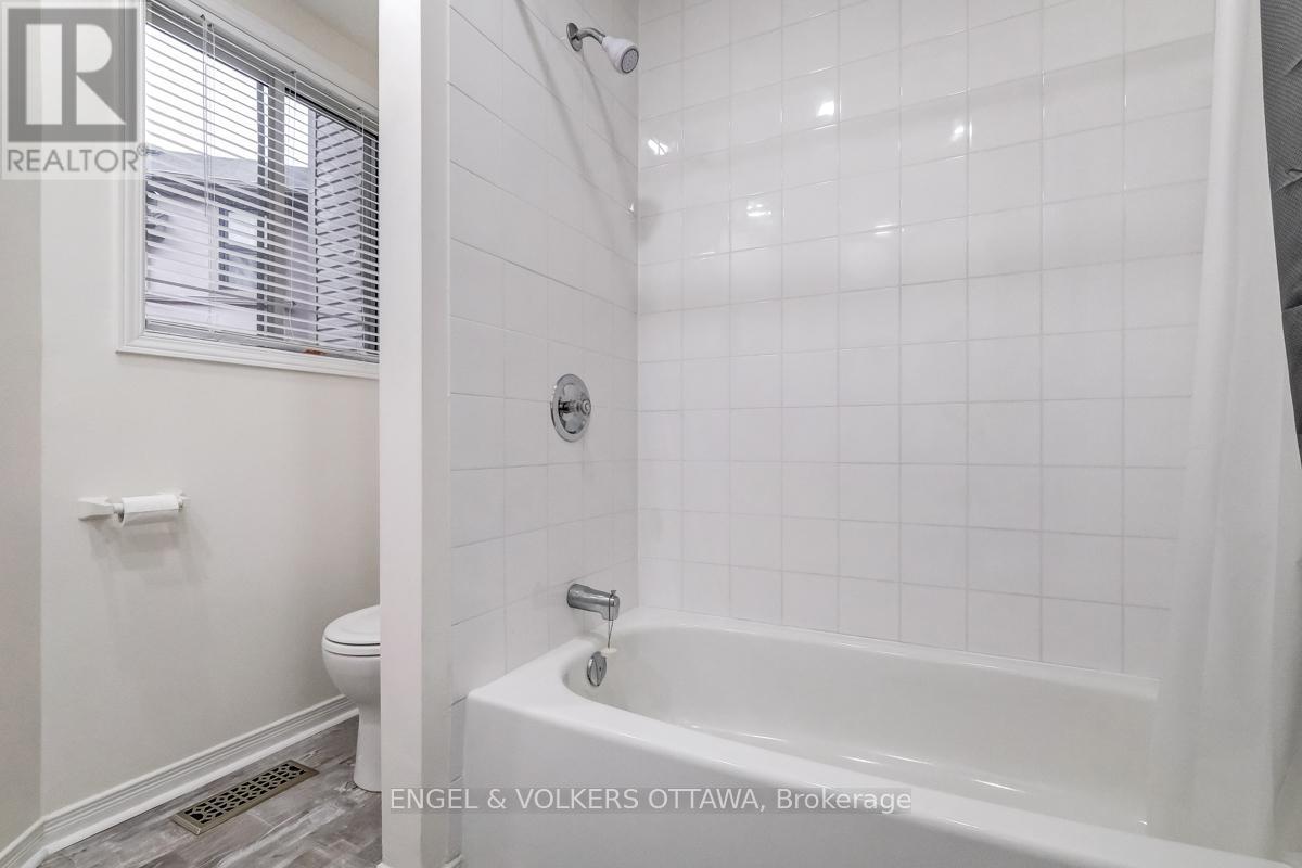 158 Rochester Street, Ottawa, ON