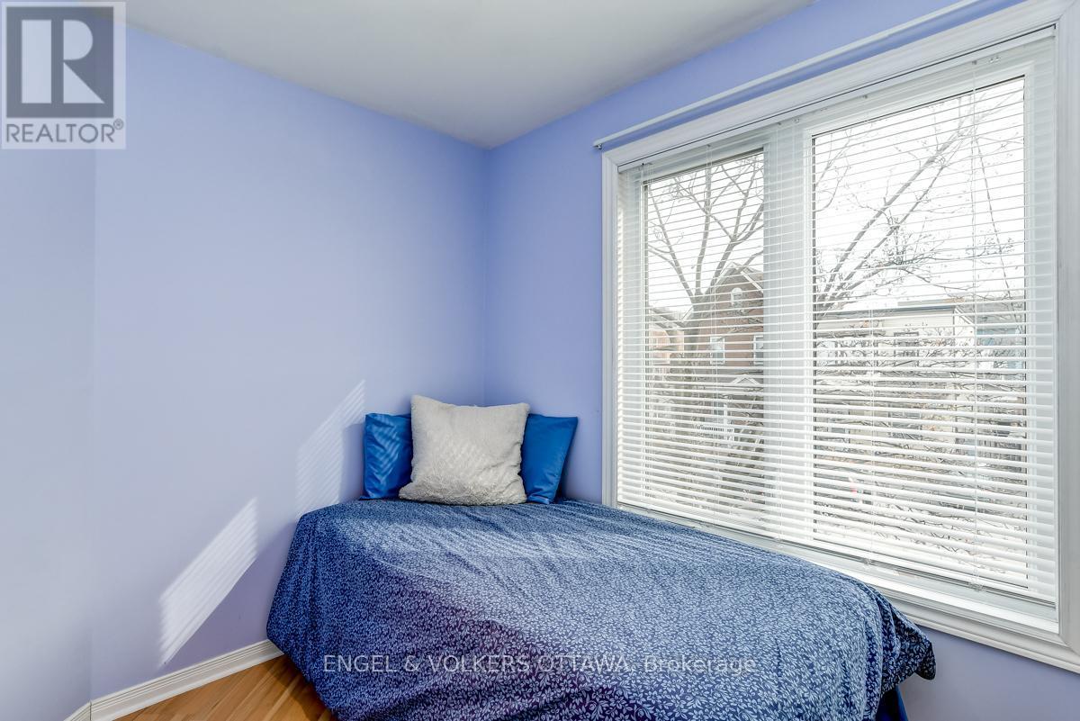 158 Rochester Street, Ottawa, ON