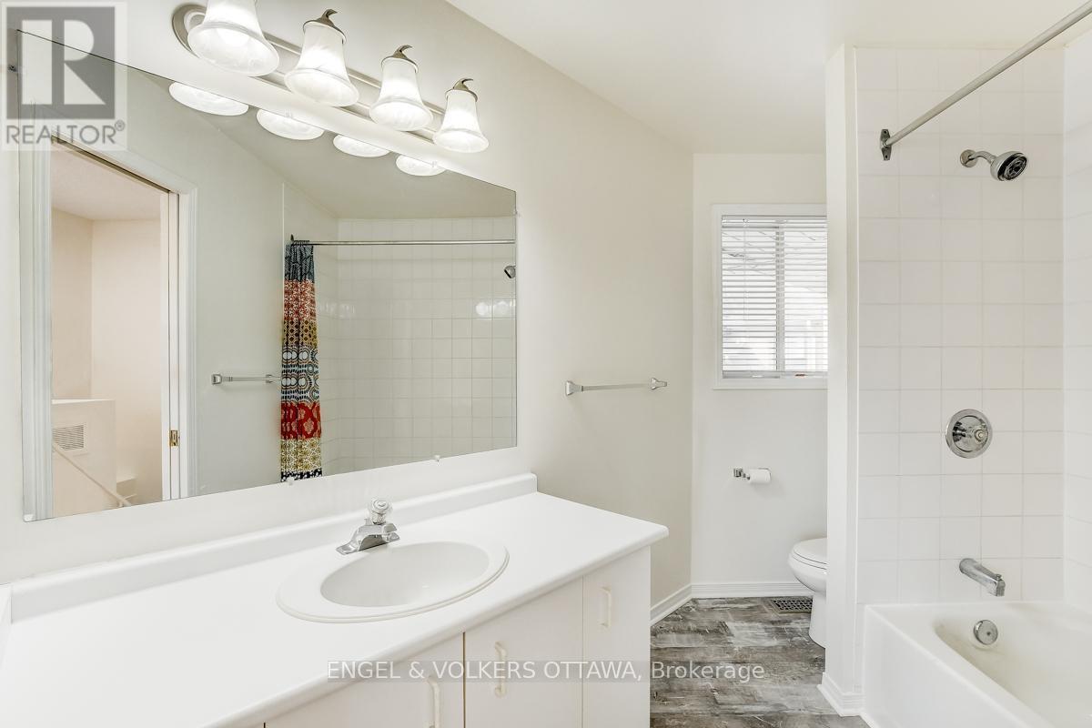 158 Rochester Street, Ottawa, ON