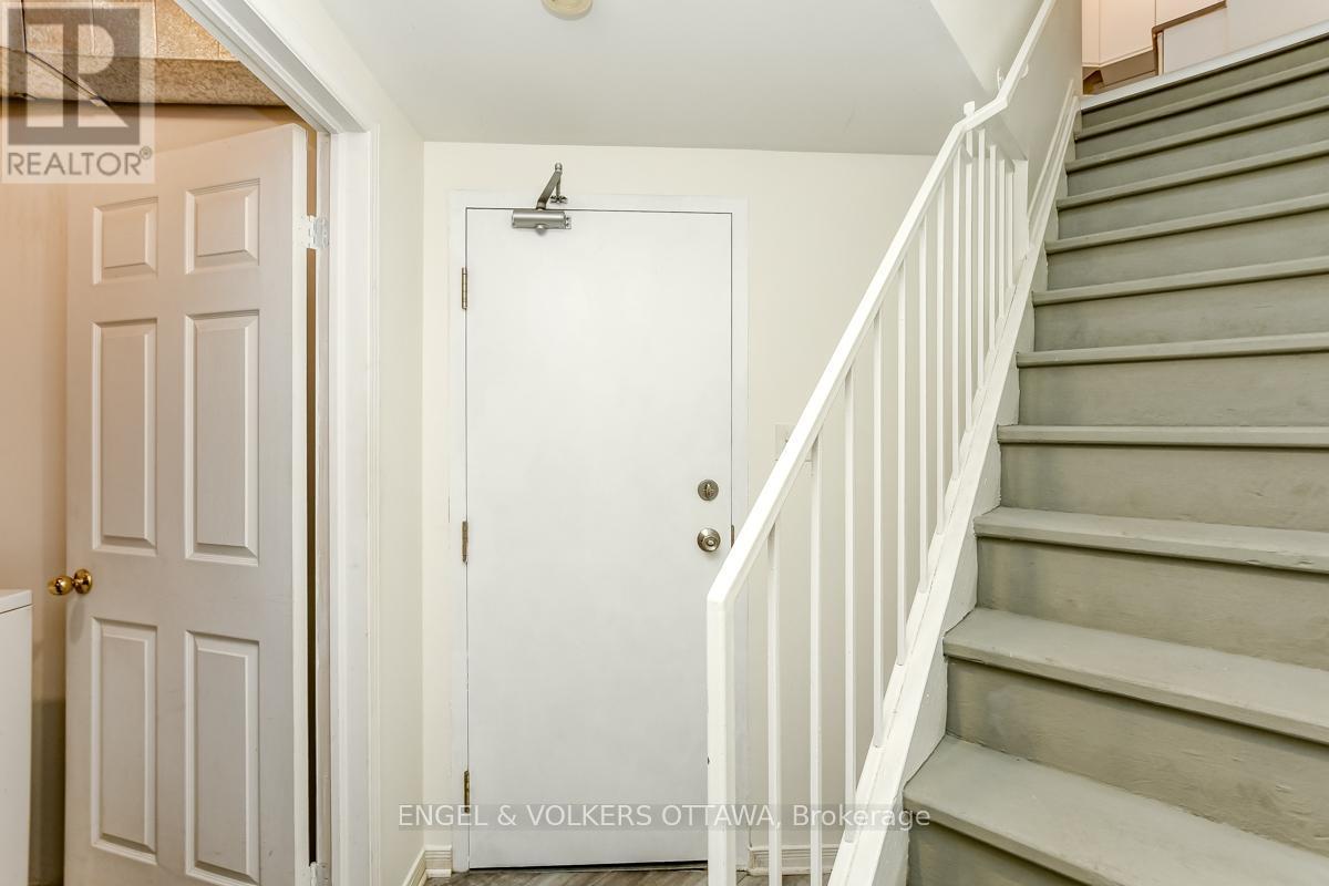 158 Rochester Street, Ottawa, ON