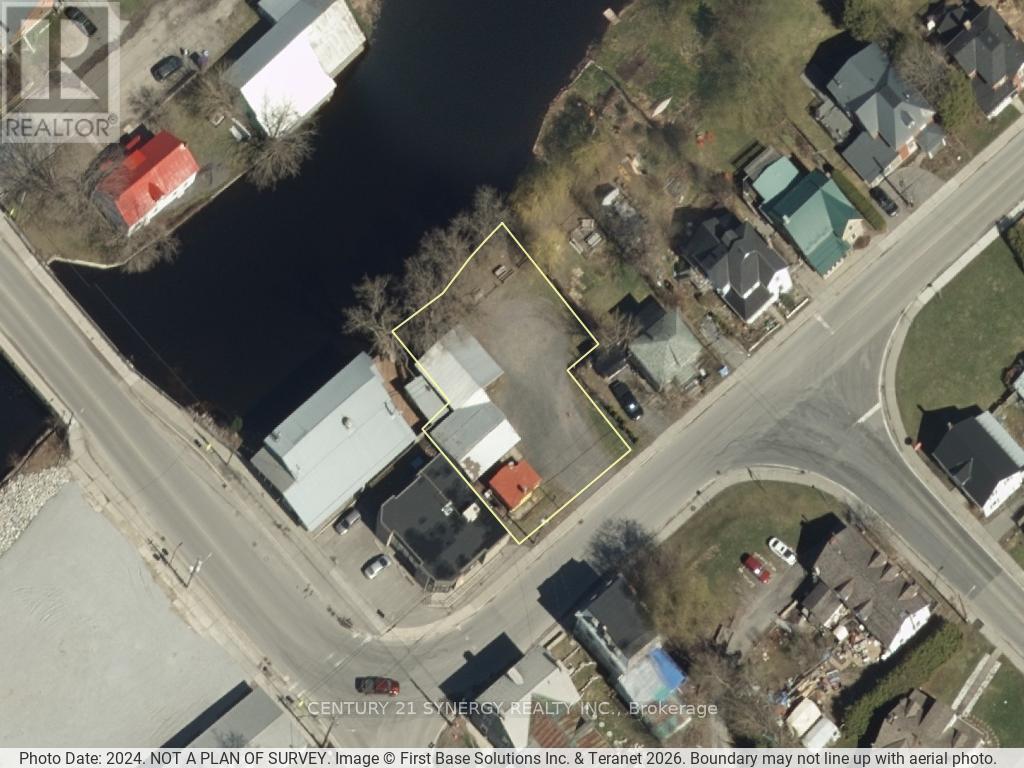97 South Street, Lanark Highlands, ON