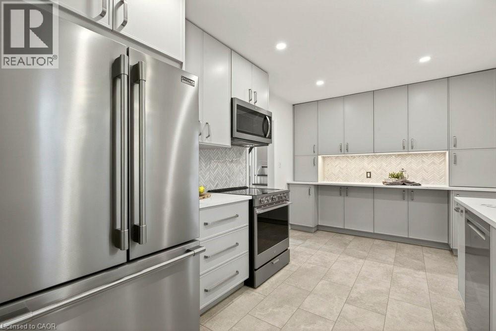 417 Meadowhill Road, Burlington, ON