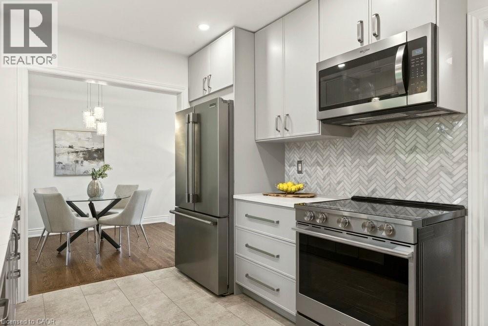 417 Meadowhill Road, Burlington, ON