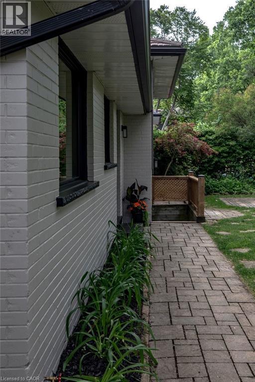 417 Meadowhill Road, Burlington, ON