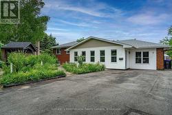 7 WHIPPS COURT Collingwood, ON L9Y 4B7