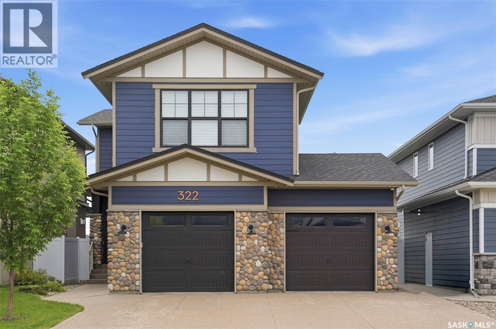 322 Dagnone Crescent, Saskatoon, SK