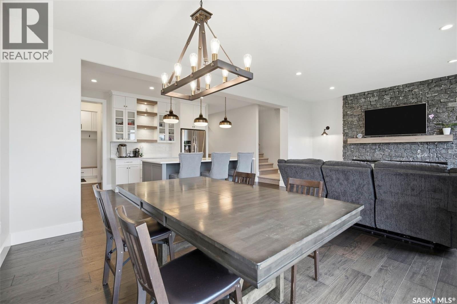 322 Dagnone Crescent, Saskatoon, SK