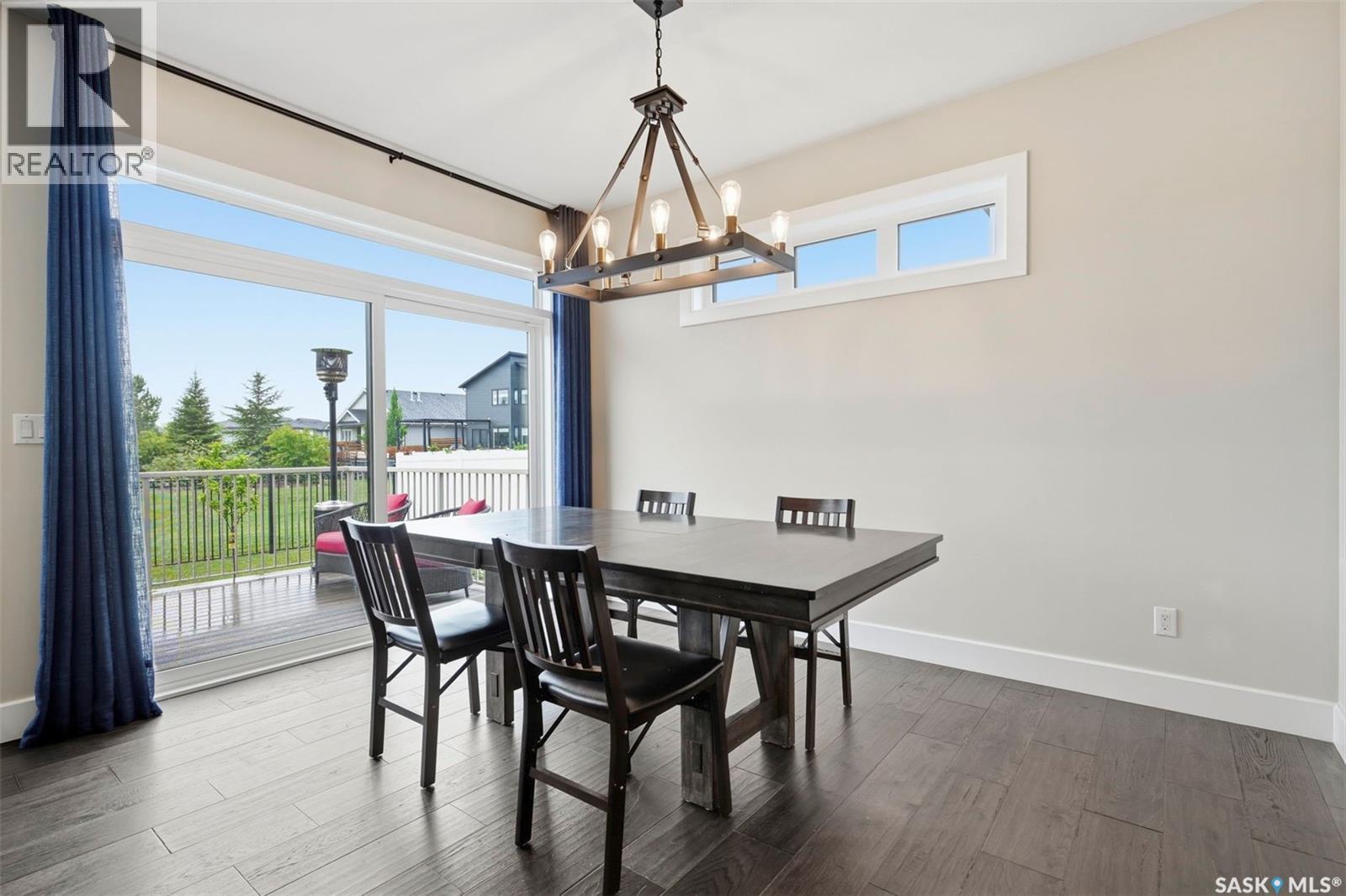 322 Dagnone Crescent, Saskatoon, SK