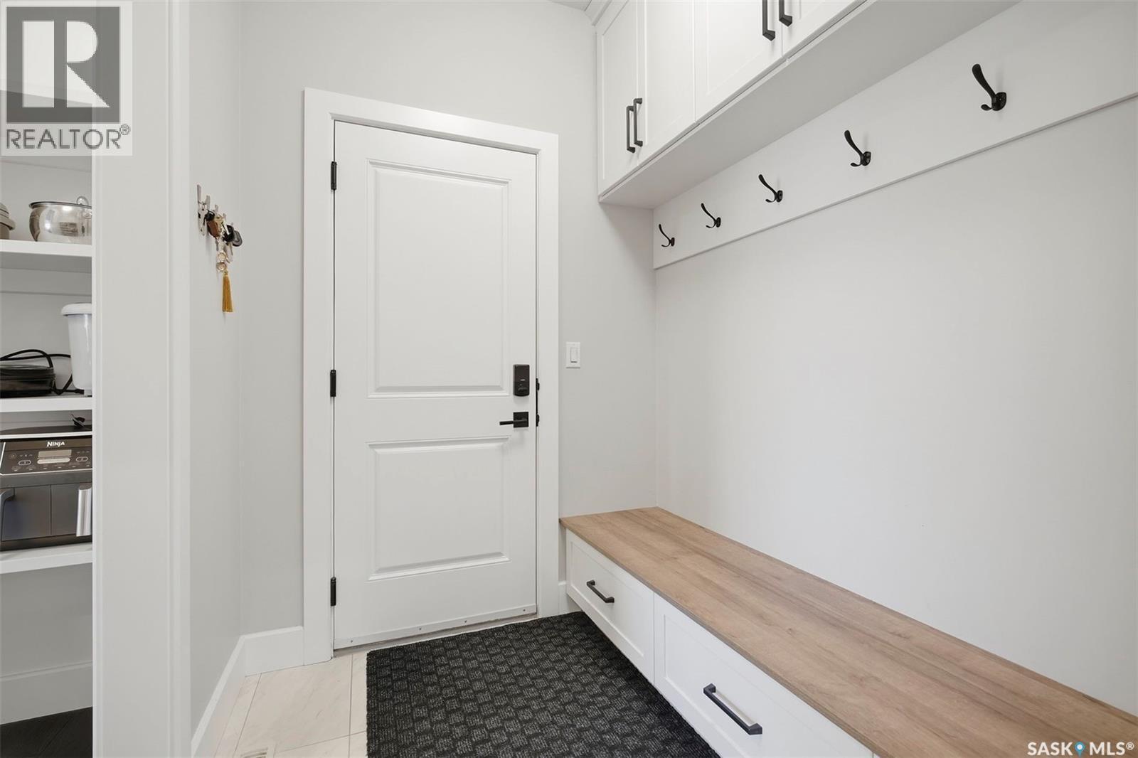 322 Dagnone Crescent, Saskatoon, SK