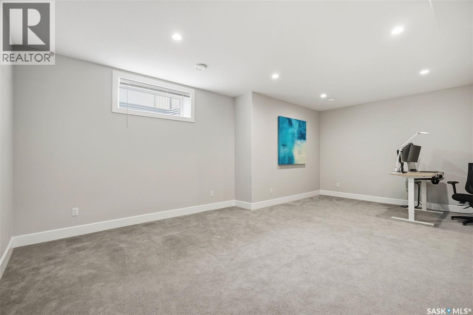 322 Dagnone Crescent, Saskatoon, SK
