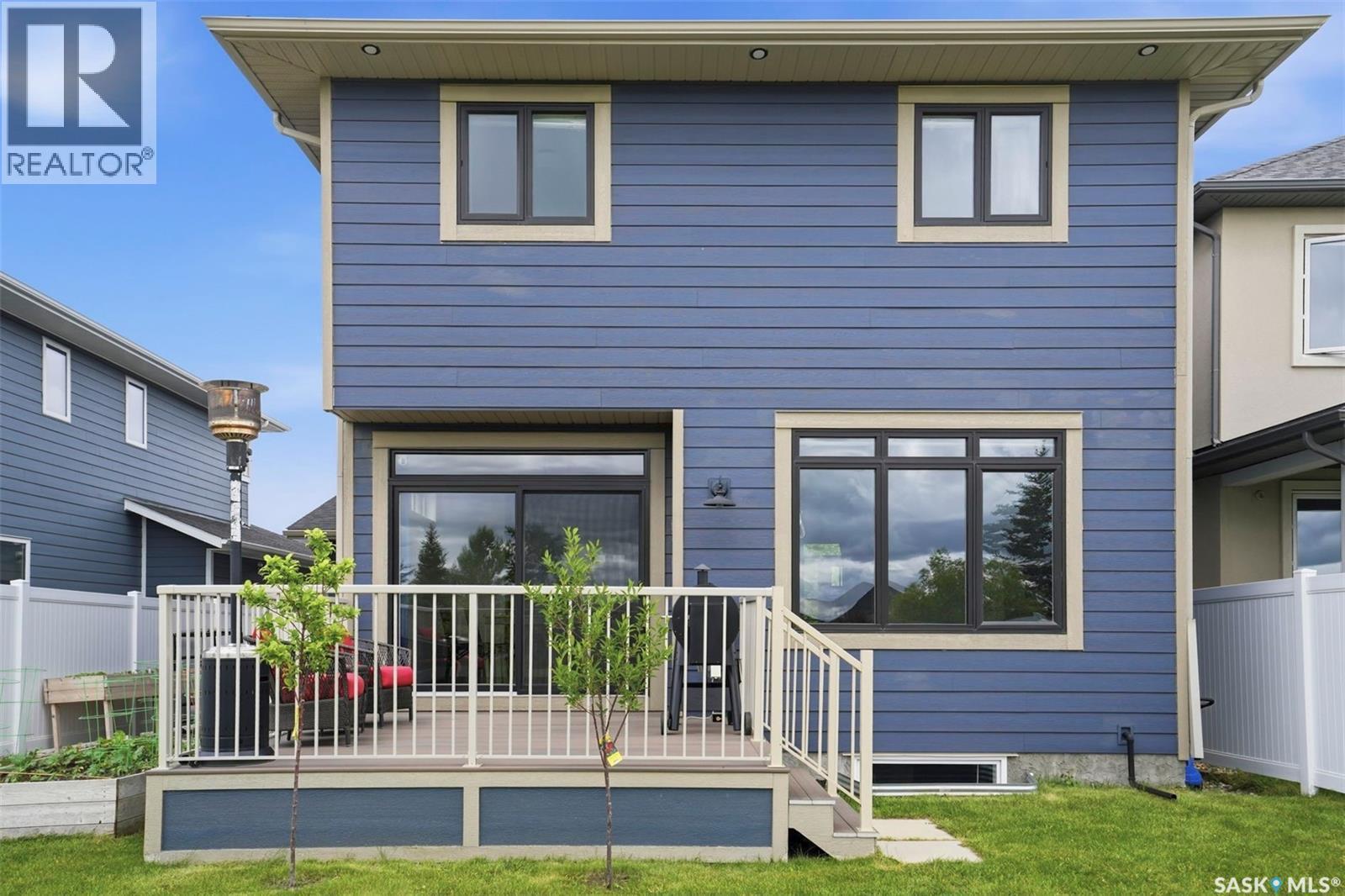322 Dagnone Crescent, Saskatoon, SK