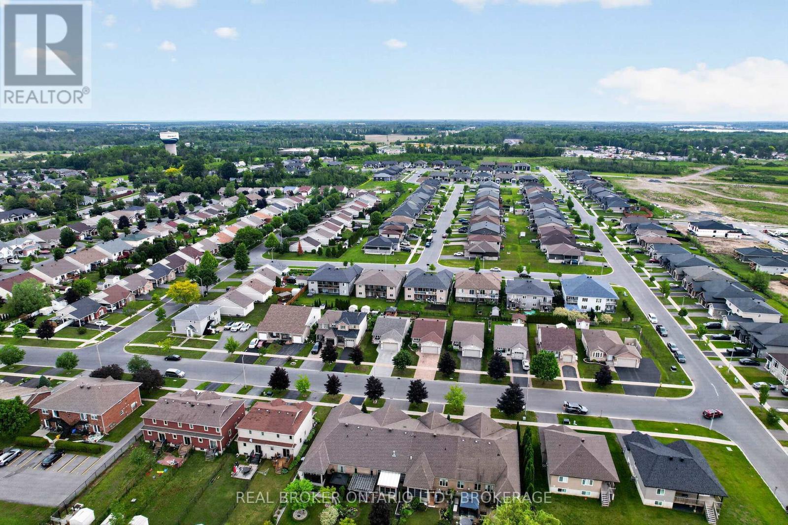 83 Sunset Boulevard, Cornwall, ON