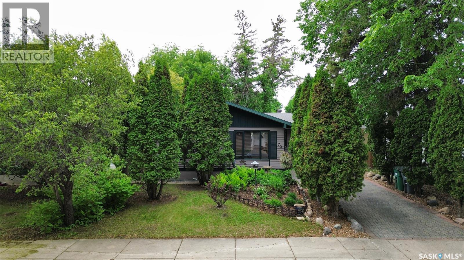 75 Richmond Crescent, Saskatoon, SK