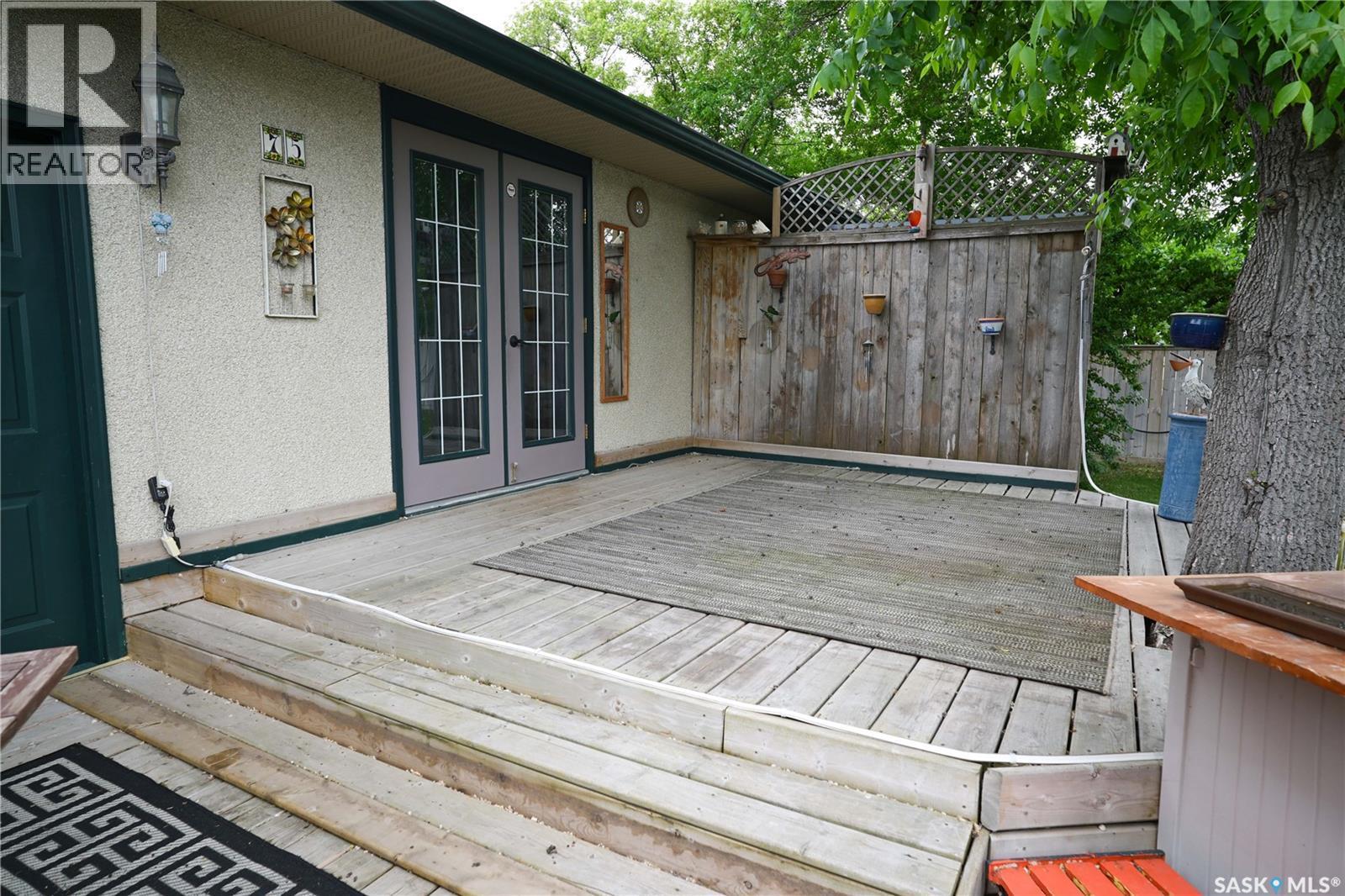 75 Richmond Crescent, Saskatoon, SK