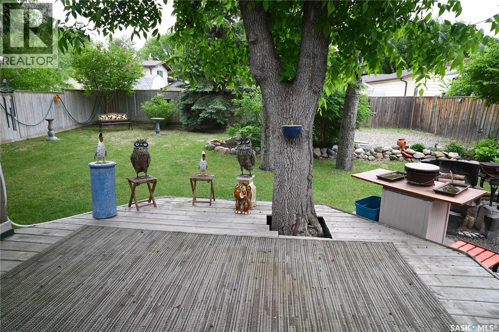 75 Richmond Crescent, Saskatoon, SK