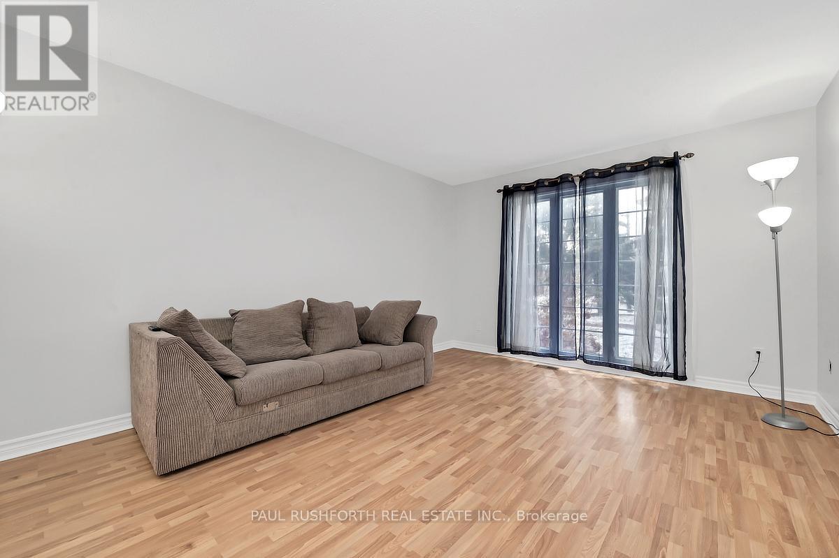 Living Room - 1107 Meadowlands Drive, Ottawa, ON - Indoor