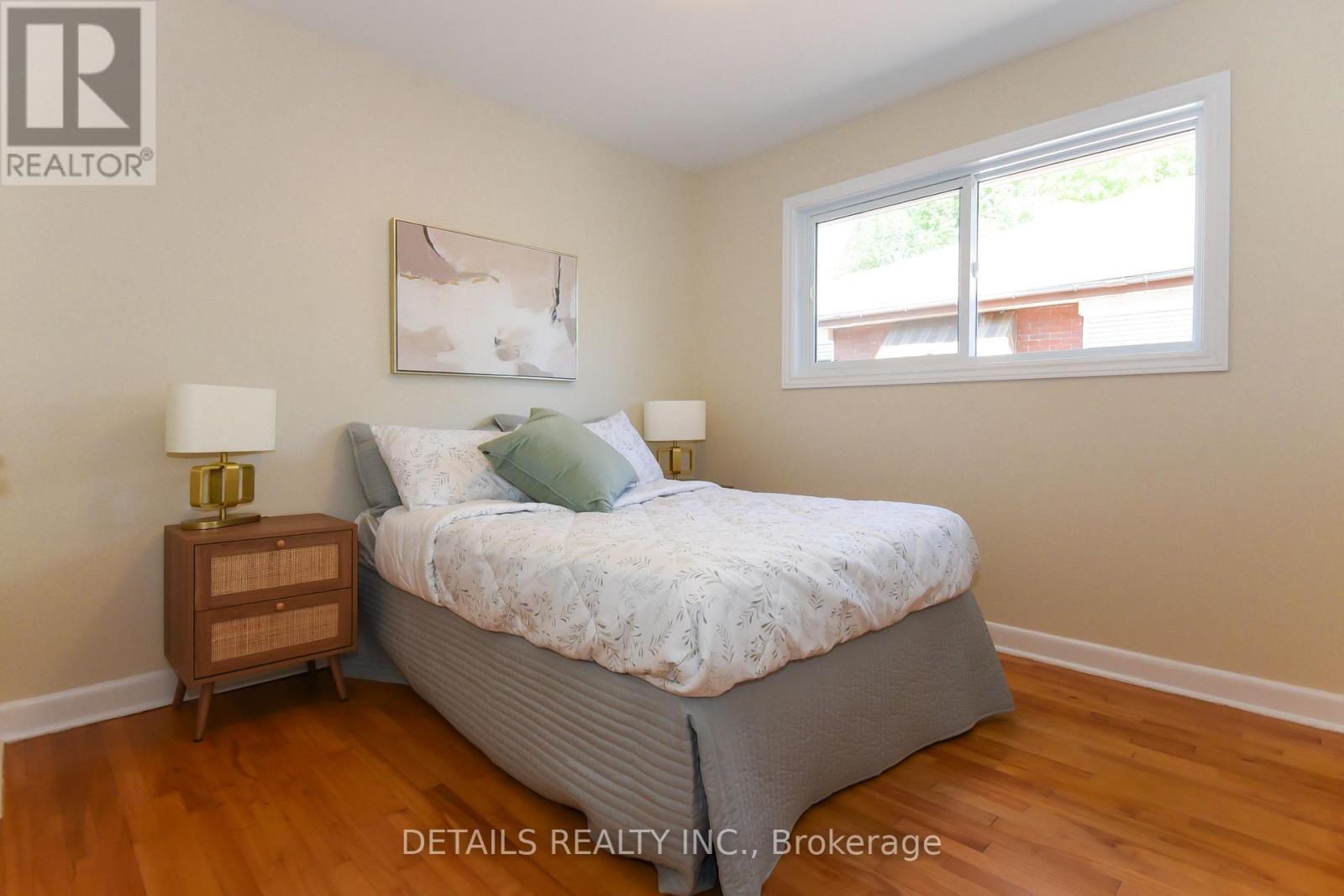 1255 Highgate Road, Ottawa, ON