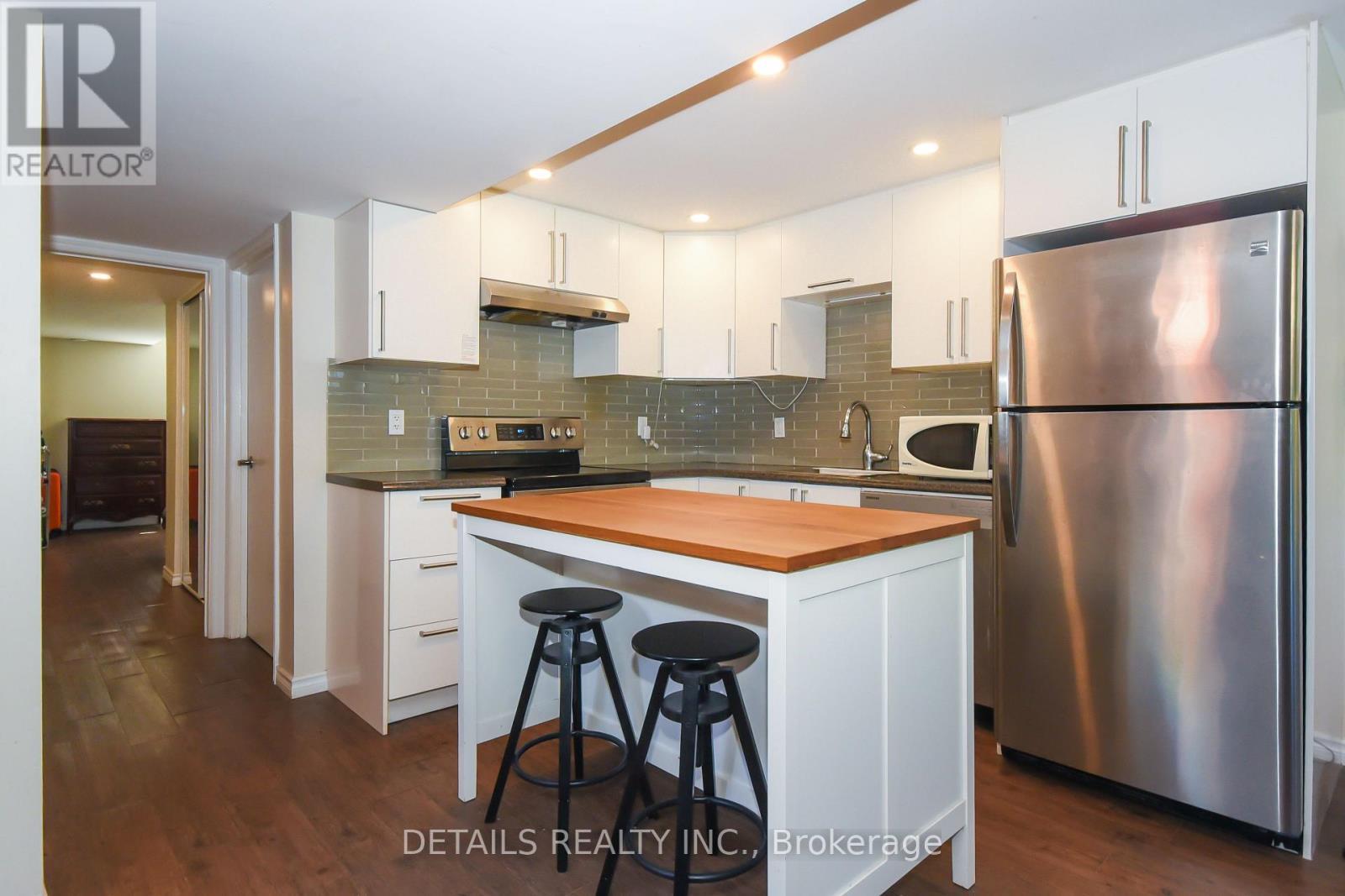 1255 Highgate Road, Ottawa, ON