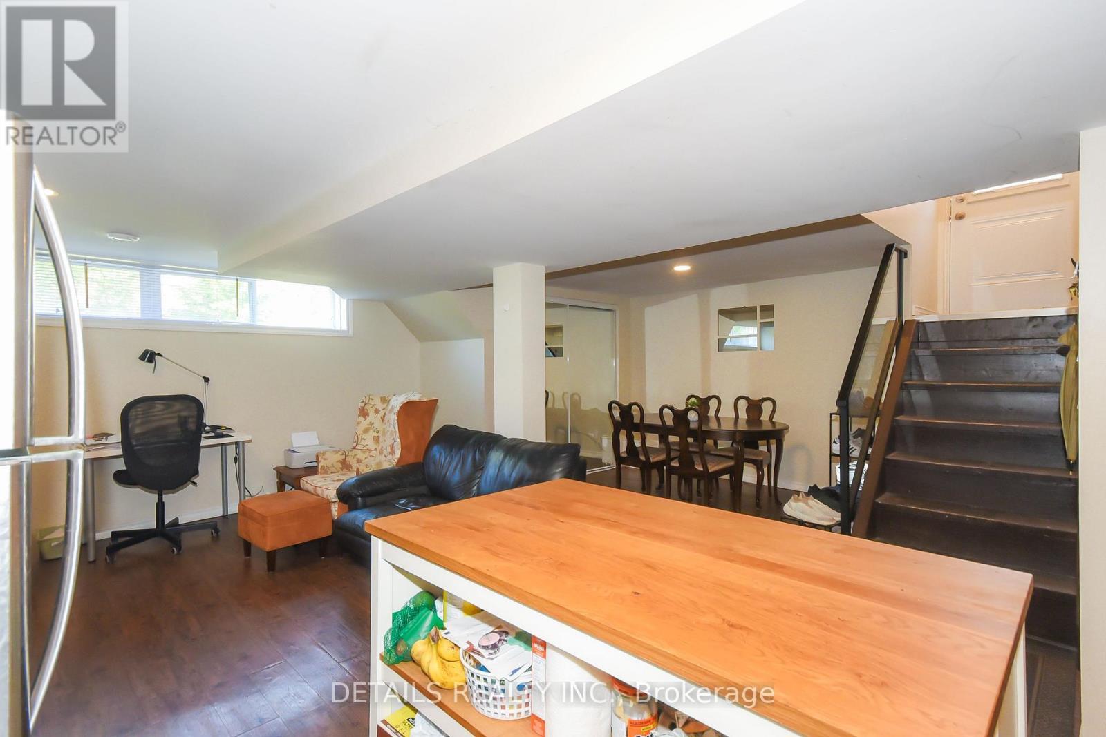 1255 Highgate Road, Ottawa, ON