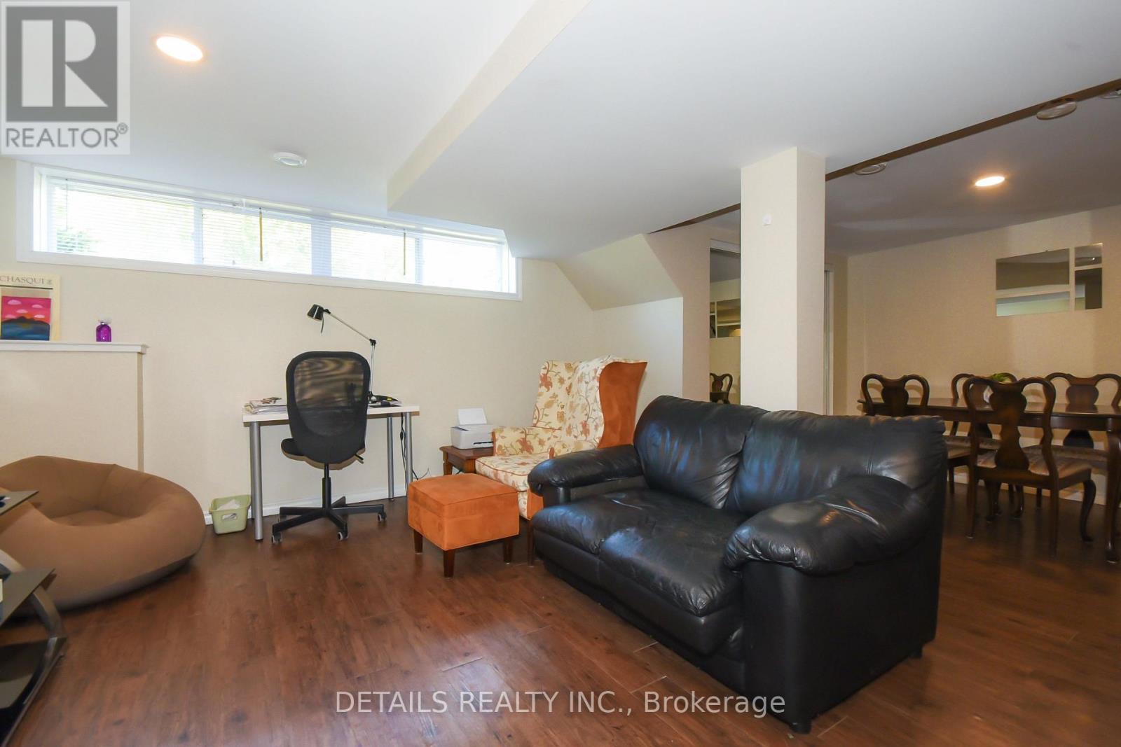 1255 Highgate Road, Ottawa, ON