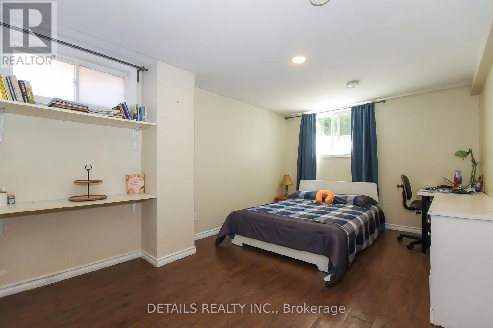 1255 Highgate Road, Ottawa, ON