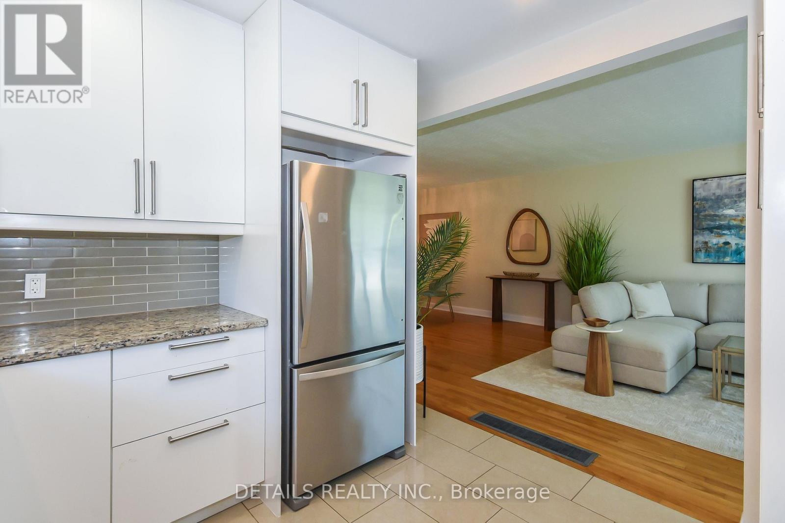 1255 Highgate Road, Ottawa, ON
