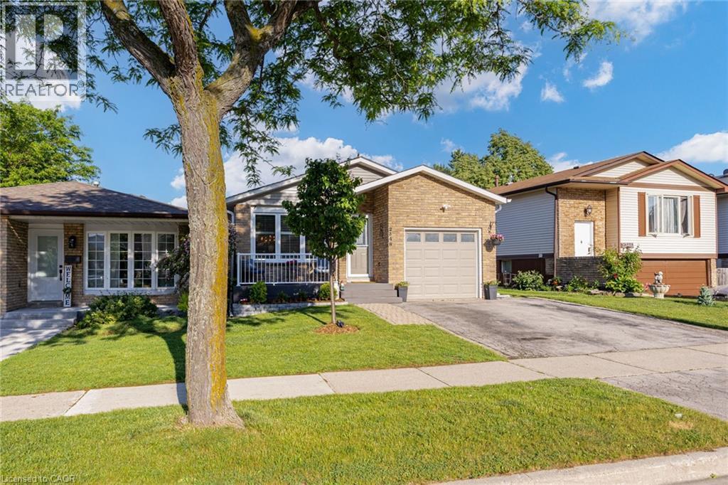 2348 Malcolm Crescent, Burlington, ON