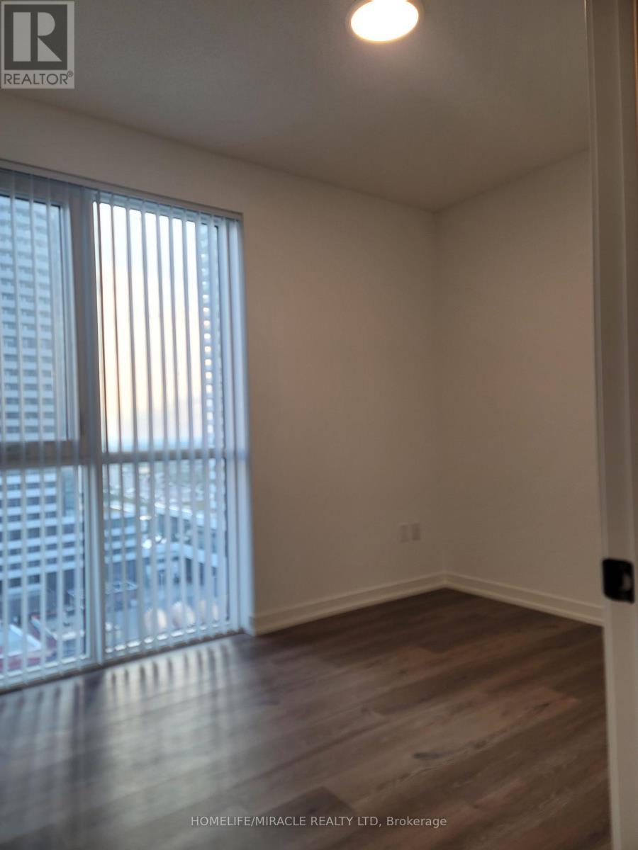 1212 - 28 Interchange Way, Vaughan, ON
