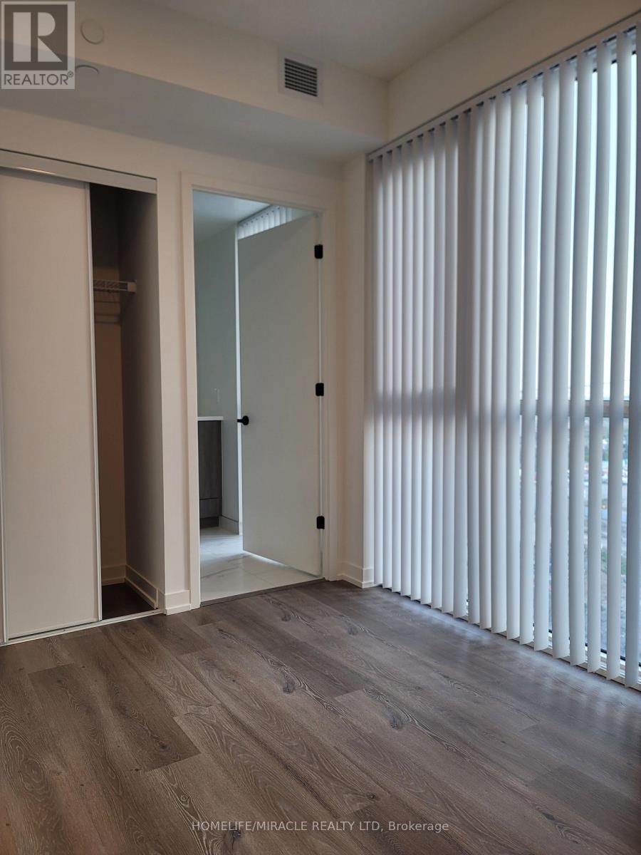 1212 - 28 Interchange Way, Vaughan, ON