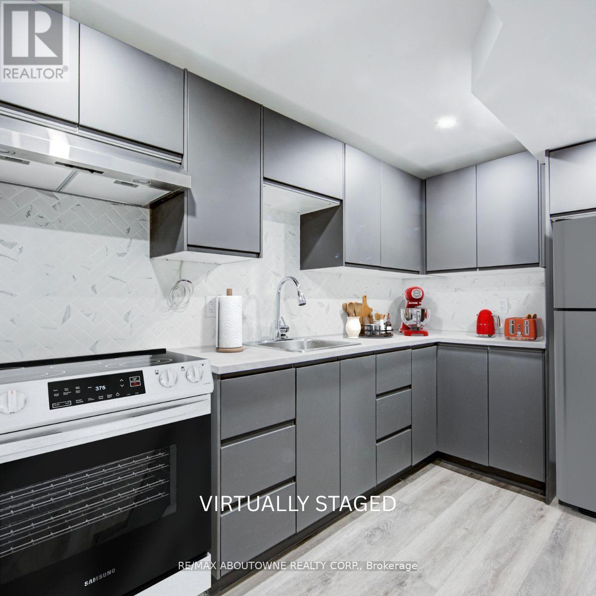 2367 Middlesmoor Crescent, Burlington, ON