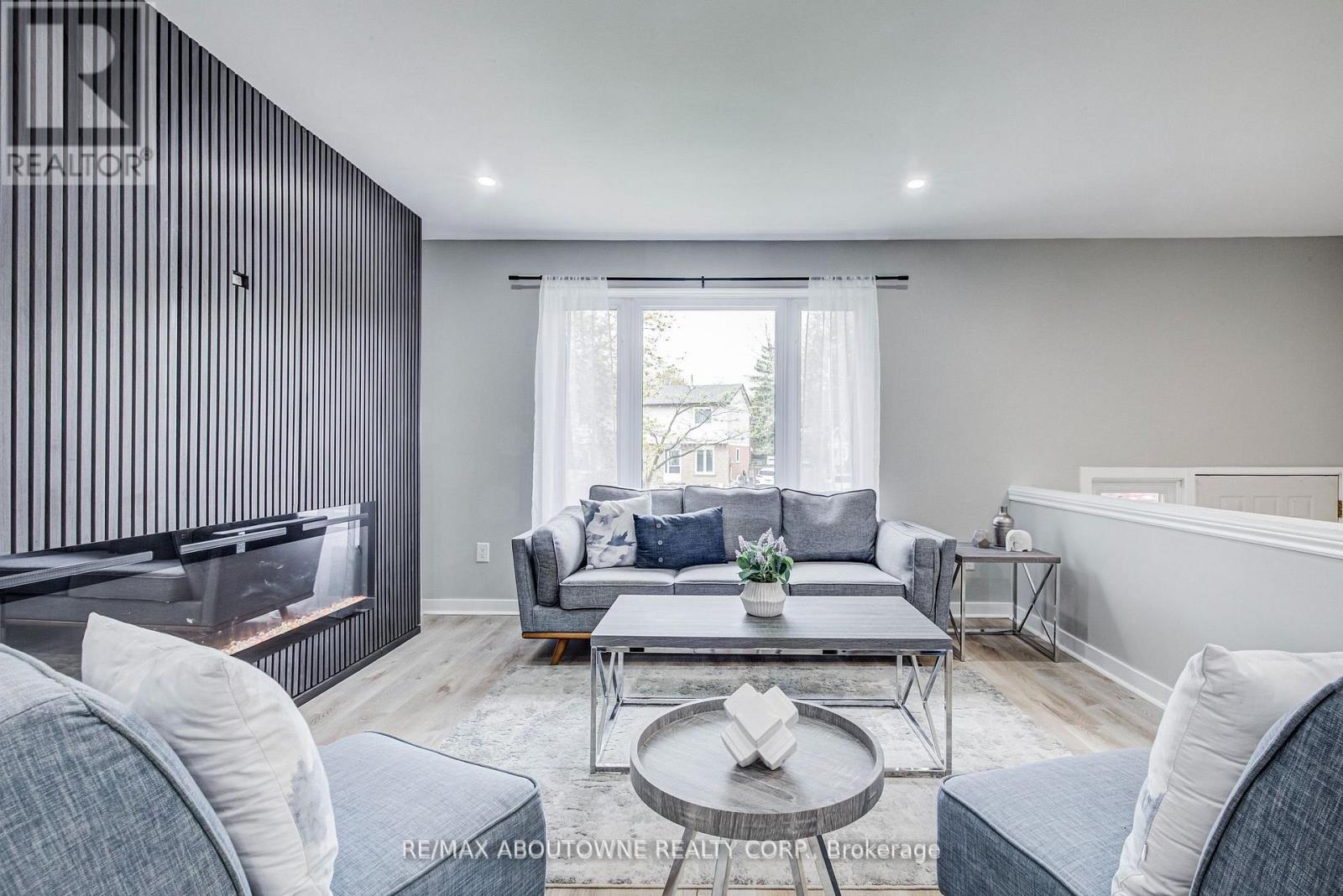2367 Middlesmoor Crescent, Burlington, ON