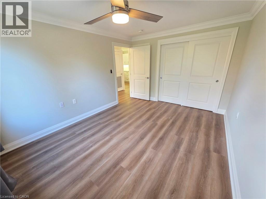 59 Szollosy Circle, Hamilton, ON