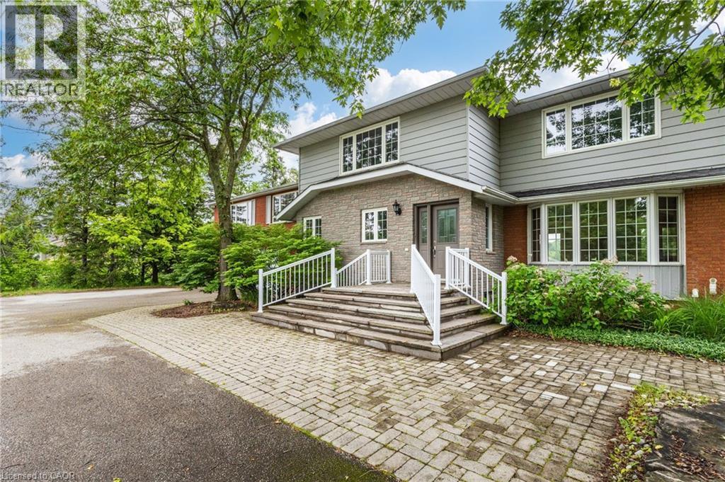 2220 Britannia Road, Burlington, ON