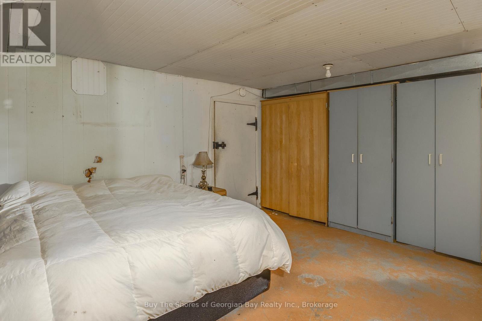 17 Balm Beach Road E, Tiny (Perkinsfield), ON