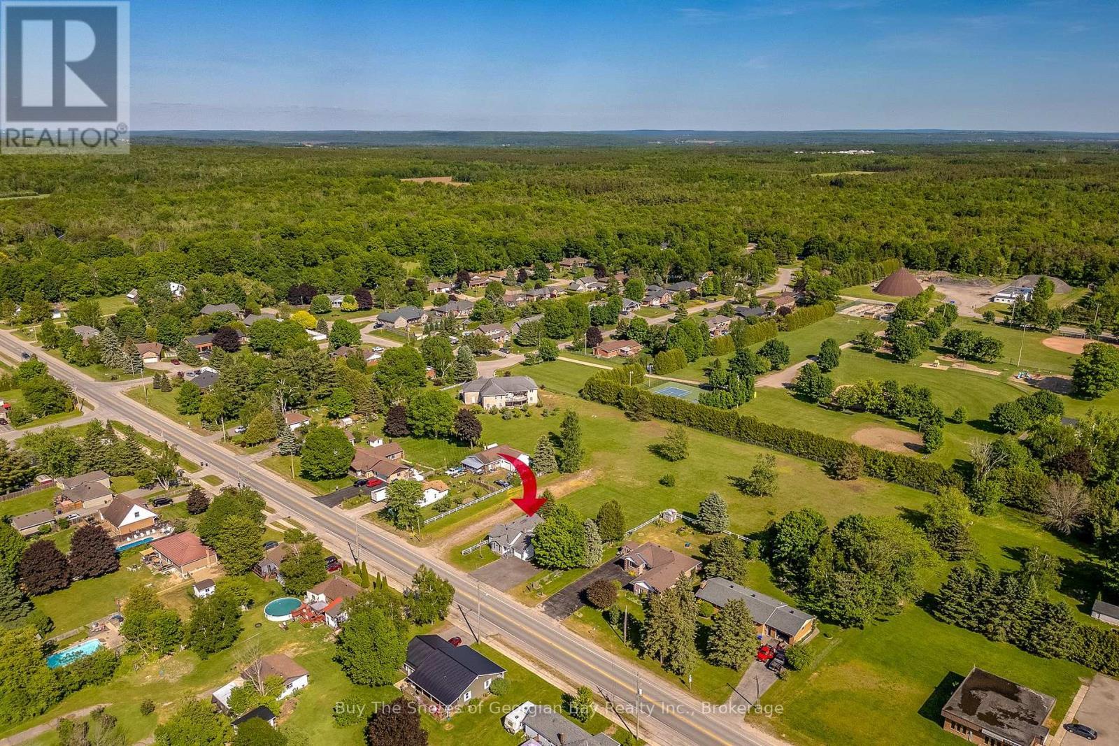 17 Balm Beach Road E, Tiny (Perkinsfield), ON