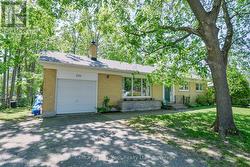 233 LAWRENCE AVENUE Orillia, ON L3V 5M3