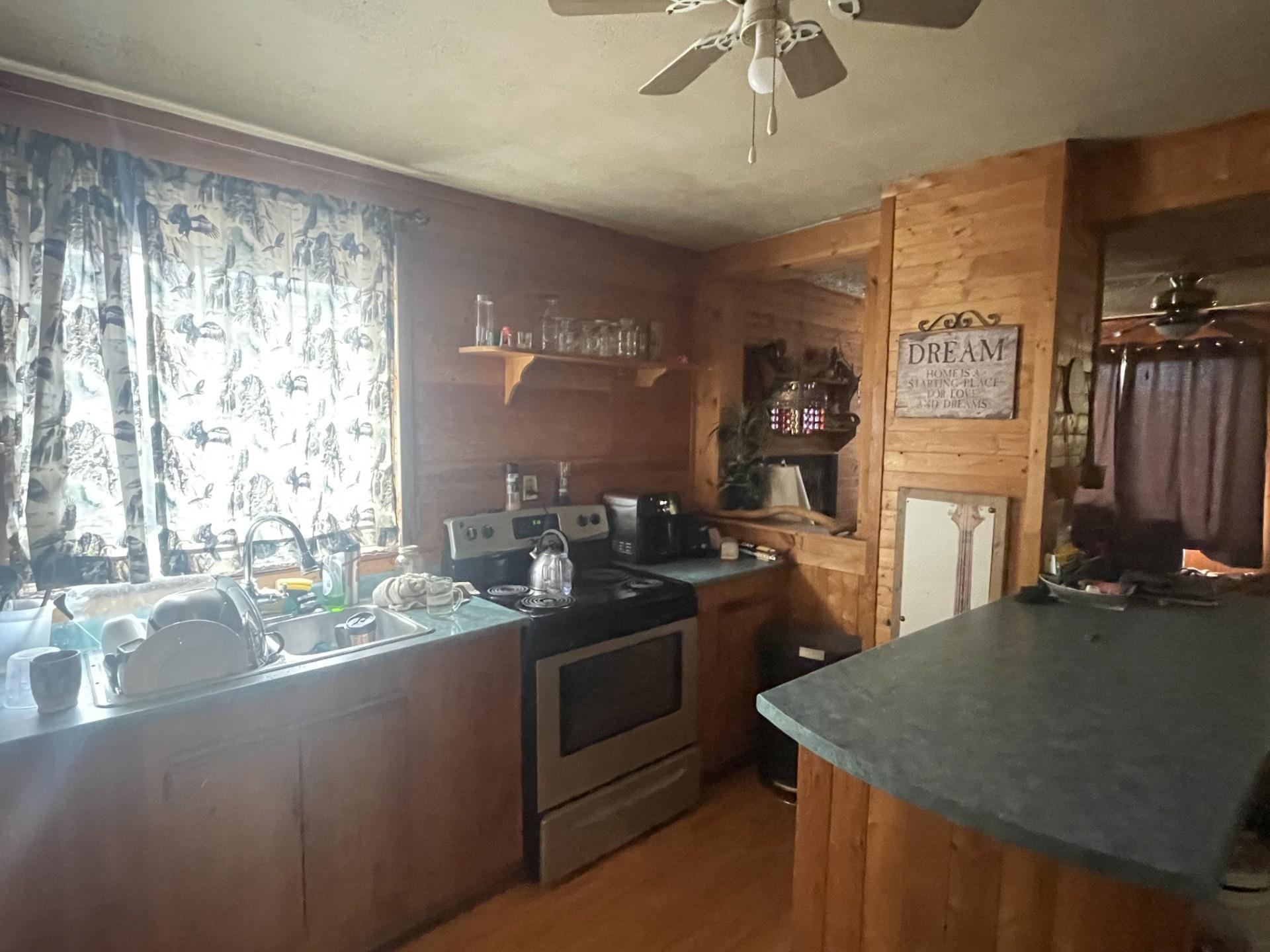 1308 Francis Street, Thunder Bay, ON