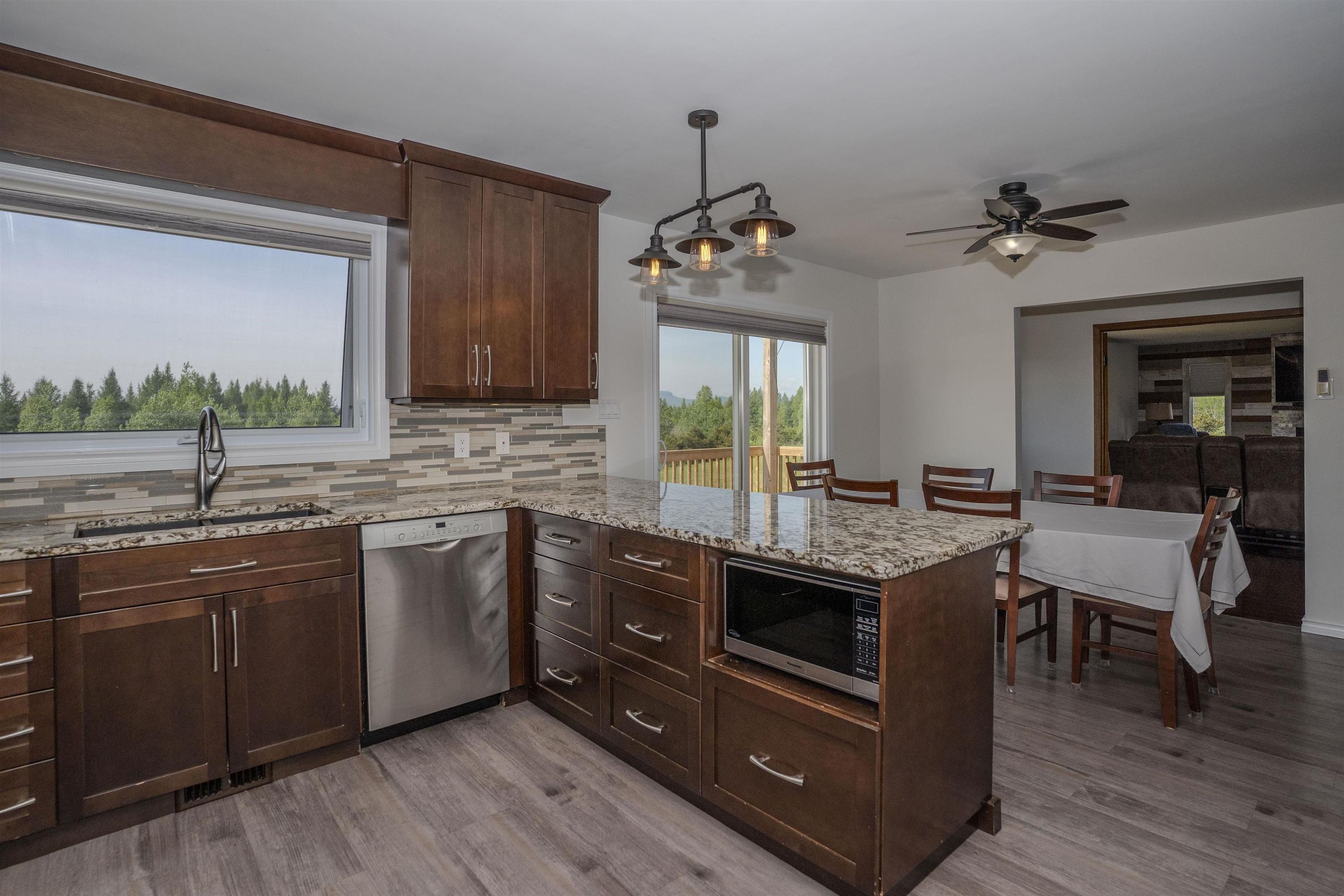41 Fraser Road, Thunder Bay, ON