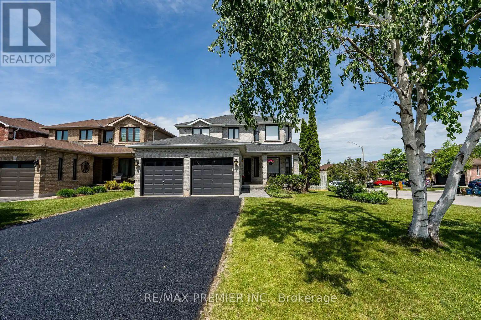 2 Grace Crescent, Barrie, ON